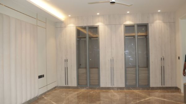 Modern Modular Wardrobe Designs for Bedroom